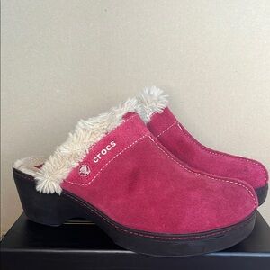Crocs Cobbler Women's Burgundy Red Suede Clogs